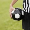 fotbal-balon-rozhodci250