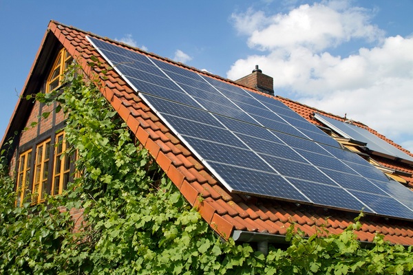 solarni elektrarna zdroj eg.d