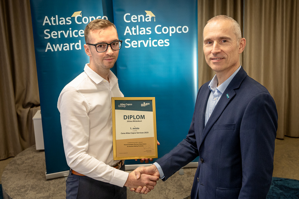 Cena Atlas Copco 2025 Vitez 1 misto Jiri Micanek vlevo a Roman Pavlousek