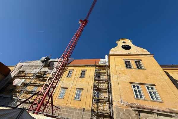 moravsky krumlov oprava